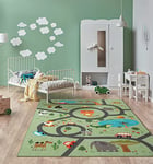 the carpet Happy Life Tapis de Jeu, pour la Chambre d’Enfants, Motifs : Rue, Route, Jungle, Animaux et Voitures, Vert, 200 x 290 cm