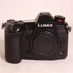 Panasonic Used Lumix G9 Mirrorless Camera Body Black