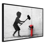 Affiche Murale Encadrée "Banksy Hammer Boy" 45 x 30 cm Noir