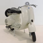 Diecast 1/6 Vespa 150 Vlit Malliauto roomalainen loma Kolmipyöräinen moottoripyörä metalliseosleluautot Keräily joululahja pojille