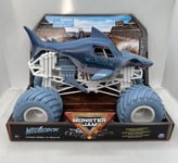 Monster Jam Megalodon 1:24 Solid Die Cast Car 225/4263 Working Suspension NEW