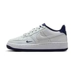 Nike Air Force 1 Lv8, storlek 37½