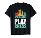 Chess Player Real Gamers Play Chess Retro Gift Chess Board T-Shirt