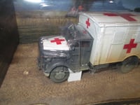 FORCES OF VALOR 1:32 OPEL BLITZ  KFZ 305 AMBULANCE WHITE REAR CABIN