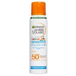 GARNIER Ambre Solaire - Brume Anti-Sable Kids FPS 50+ - Haute Protection Solaire - Protège des UVA, UVB & UVA Longs - Résiste à L'Eau - À Base De Céramides - Peaux Sensibles - 150 ml