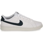 Baskets Nike  105 COURT ROYALE 2