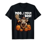 Moo I Mean Boo Funny Highland Cow Witch Halloween Costume T-Shirt