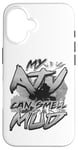 Coque pour iPhone 16 ATV Humor Mon VTT peut sentir l'odeur de la boue en tout-terrain 4x4