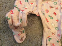 BNWT New Cath Kidston Kids Baby Sleepsuit Hat & Bag Pink Christmas Cheer 12-18 M