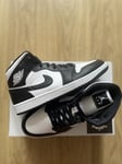 NIKE AIR JORDAN 1 MID PANDA BLACK WHITE UK 8 EU 42.5