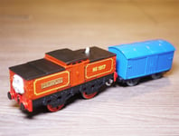 LOOSE TRACKMASTER THOMAS TANK ENGINE BATTERY MOTORIZED TRAIN- STAFFORD + TENDER