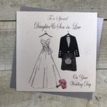 White Cotton Cards to a Special Daughter and Son-in-Law on Your Wedding Day Robe de mariée et Kilt écossais Carte Faite à la Main