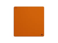 Tapis de Souris de Jeu Fnatic MAX FOCUS3 XL Pro, Surface de Contrôle en Tissu Lisse Orange, Revêtement Résistant à l'eau, Base en Mousse PORON Antidérapante et Bords Cousus Micro-Tricots (480x480x6mm)