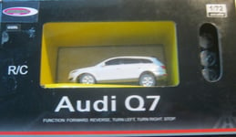 Miniature Auto, Audi Q7 avec Télécommande Et Piles Neuf Dans Ovp Rastar Art.