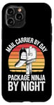 Coque pour iPhone 11 Pro Porte-courrier par jour Ninja By Night Postal Worker