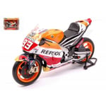 [FR] New Ray HONDA MARC MARQUEZ 2015 N.93 MOTO GP 1:12 - NY57753