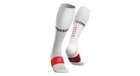 Paire de chaussettes de compression compressport full socks run blanc