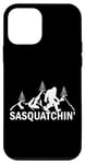 Coque pour iPhone 12 mini Explorez l'aventure Silhouette de Sasquatch en plein air