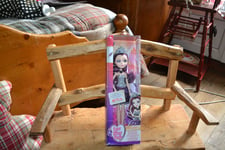 poupee neuve ever after high raven queen  modele rare en neuf**