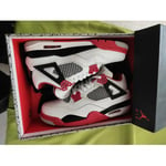 Chaussures Nike  Jordan 4