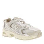 Baskets basses FEMME New Balance 530 beige et à lacets