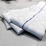 Pegasus Textiles Lot de 10 torchons de Serveur - Couleur : Carreaux Blancs avec Rayures Bleues - pour Restaurant, Bar et Restauration - 100% Coton