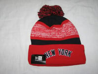 BNWT  NEW ERA MLB New York NY Yankees Snowfall Striped Bobble Beanie Hat   Red