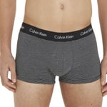 Calvin Klein 3P Cotton Stretch Low Rise Trunks Svart stripet bomull X-Small Herre