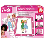 Educa - Tableau Design Barbie, Atelier de stylisme Barbie Fashion Designer et Fais défi ler tes Looks avec des FI gurines Barbie sur Le Podium du défi lé de Mode. A partir de 5 Ans (19825)
