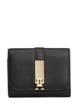 Tommy Hilfiger Th Heritage Med Flap Svart