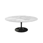 Knoll - Saarinen Oval Table - Soffbord, Svart underrede, skiva i glansig Statuarietto marmor - Sohvapöydät - Eero Saarinen - Valkoinen - Metalli/Kivi