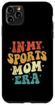 Coque pour iPhone 11 Pro Max In My Sports Mom Era Funny Sports Mom Groovy Fête des Mères