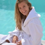 ARTG Womens/Ladies Deluxe Velour Bathrobe With Hood - S-M