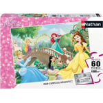 Nathan - Puzzle enfants - 60 pièces - Après-midi entre princesses Disney - Fille ou garçon dès 6 ans - Puzzle de qualité supérieure - Carton épais et résistant - Princesses - 86567