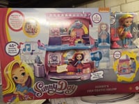 NICKELODEON SUNNY DAY DOLL SUNNY'S FAN-TASTIC KIDS SALON BIG PLAYSET 45+ SOUNDS,