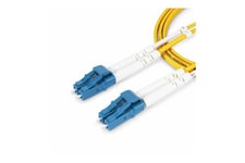 StarTech.com 8m (26.2ft) LC to LC (UPC) OS2 Single Mode Duplex Fiber Optic Cable, 9/125µm, Laser Optimized, 10G, Bend Insensitive, Low Insertion Loss - LSZH Fiber Patch Cord (SMDOS2LCLC8M) - patchkabel - 8 m. - gul