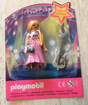 FIGURINE NEUF SOUS BLISTER PLAYMOBIL PINK LOU LA POP ROCK STAR MUSICIENNE GUITAR