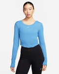 Nike Sportswear Chill Knit Tettsittende, langermet, ribbestrikket singlet med åpen rygg til dame
