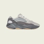 YEEZY BOOST 700 V2