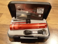 Mini Maglite Solitaire LED RED AAA Key Ring Flashlight BNIC