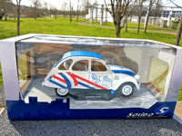 Citroën 2CV 6 Paris  1/18eme longueur 19cm Solido,métal,neuve