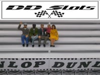 F608 – DD Slots Carrera Scalextric Track-side Figure Group of Seated Spectato...