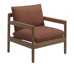 Gloster - Saranac Lounge Chair - Fabric Grade B - Blend Clay - Loungestoler - Mark Gabbertas - Tre farget - Tre