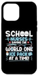 Coque pour iPhone 15 Pro Max Funny School Nurses Saving The World One Ice Pack à la fois