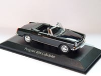 Peugeot 404 Cabriolet de 1962 au 1/43 de Minichamps / Maxichamps 940112931