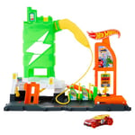 HOT WHEELS Let’s Race Netflix - Coffret Super Recharge Station-Service Interactif, avec Chargeur Véhicule Électrique Factice, Échelle 1/64, Accessoires Inclus, Jouet Enfant, A Partir De 4 Ans, HTN79