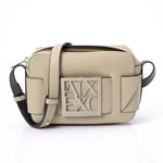 Armani Exchange Camera Case with Central Logo Buckle, Étui pour Appareil Photo aux Femmes, Pisco