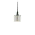 Normann Copenhagen - Amp Lamp Small EU - Smoke/Black - Pendellampor - Simon Legald - Grå,Svart