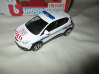 MINIATURE RENAULT CAPTUR POLICE MUNICIPALE 1/43° B BURAGO EN BOITE