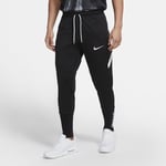 The Nike F.C. Pants are a street-ready style inspired by football. Whatever your day brings, sweat-wicking fabric in tapered design will help keep you dry and comfortable. Men's Cuffed Knit Football - Black